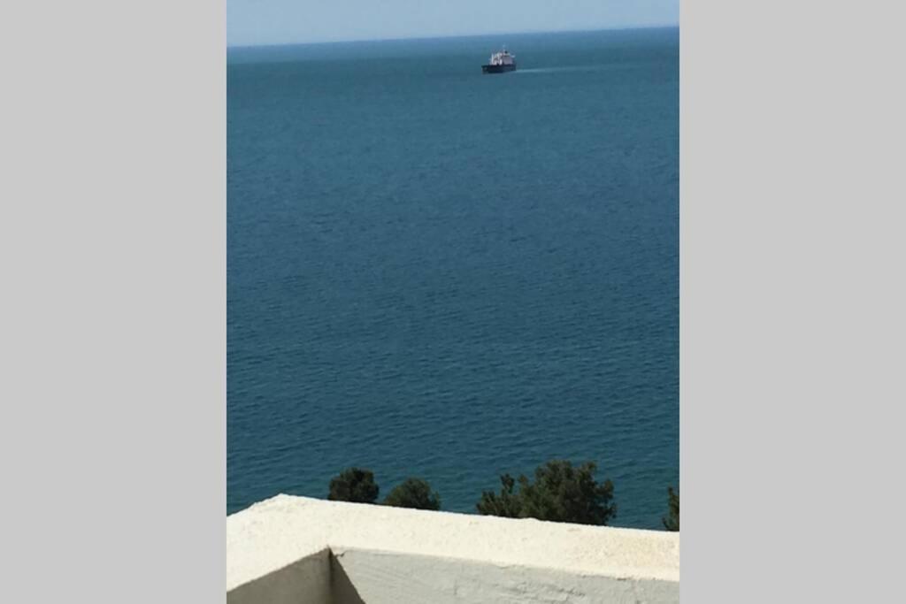 Аппартаменты С Двумя Балконами На Море И Горы Makhinjauri Dış mekan fotoğraf